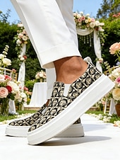 economico Sneakers Eleganti-sneakers slip-on da uomo con stampa leopardata: calzature eleganti e comode per matrimoni informali ed eventi all'aperto