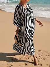 tanie Sukienki w paski i geometryczne-Damskie Sukienka maxi sukienka plażowa Codzienne sukienki Sukienka Boho Cover Up Elegancja Moda Nowoczesny Na zewnątrz Plaża Urlop Luźna Prążki Krótki rękaw W serek Niebieski Czarny Biały Rumiany róż