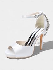 preiswerte Braut-Elegante Brautsandalen aus elfenbeinfarbenem Satin mit Knöchelriemen und Kristallverzierung an der Ferse – perfekt für eine Hochzeit in der Stadt.