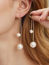 Недорогие Свадьба ACC-Женские серьги-подвески с искусственным жемчугом – материал: сплав и искусственный жемчуг, элегантный дизайн – идеально подходят для свадеб и повседневной носки.