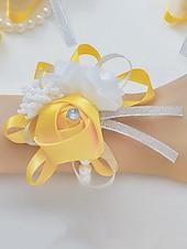 abordables Boda ACC-Ramillete de muñeca de rosas para mujer, flor de cinta de poliéster con pulsera elástica de perlas falsas, varios colores, accesorio elegante para damas de honor y novias para bodas, bailes de graduación y eventos formales.
