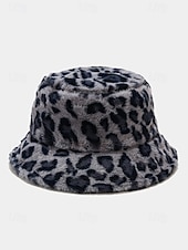 levne Dámské klobouky-Dámská čepice s leopardím potiskem a umělou kožešinou – více barev, polyesterový materiál, moderní a pohodlná na běžné nošení i do zimy