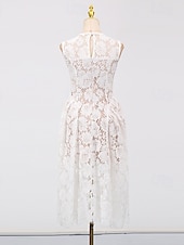  А-силуэт Ниже колена Кружевное платье Маленькое белое платье Элегантный стиль Маленькие белые платья Без рукавов Вырез под горло Свадьба с Кружева Плиссировка