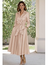 baratos Comprimento do tornozelo-Linha A Longuette Vestido de Derby Vestido Para Mãe dos Noivos Manga Longa Colarinho de Camisa Elegante Vintage Simples Formal Kentucky Derby Tafetá com Laço(s)