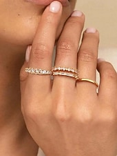 preiswerte Hochzeit ACC-Set aus stapelbaren Damenringen aus einer Legierung, gold- und silberfarbene Zirkonia-Ringe, eleganter minimalistischer Stil für Bräute, Hochzeitszeremonien, Verlobungen und den Alltag