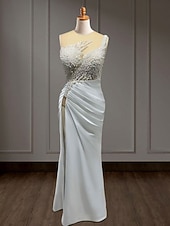 abordables Robes de Soirée Sirène-Sirène Trompette Longueur au sol Robes de Bal Robe de Soirée Tenue de soirée Élégant Sans manches Épaules Dénudées Carnaval Mascarade Satin Pailleté avec Perles Surjupe