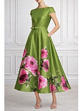 billige Cocktailkjoler-A-linje Te-lengde Cocktailkjoler Elegant Blomster Kortermet Båthals Hage fest Bryllup Lomme Sateng med Blomstertrykk