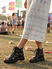 economico Donne-sandali gladiatore da donna con plateau e lacci neri - stile stivaletto con suola spessa, punta aperta e intaglio, calzature alla moda e all'avanguardia per concerti, festival e street style