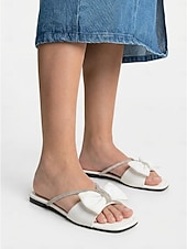 preiswerte Frauen-Weiße Strass-Schleifen-Sandalen für Damen – elegante, flache Pantoletten mit eckiger Zehenpartie und funkelnden Riemchen, ideal für tropische Resorts und zum Entspannen am Pool. &amp;Sommerferien