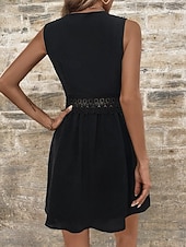 baratos Vestidos de renda branca-Mulheres Minivestido Vestido de renda Vestido branco Elegante Moda Moderno Ao ar livre Férias Para Noite Normal Tecido Sem Manga Decote V Preto Branco Verão Primavera