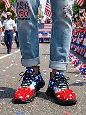  USA:s 250-årsjubileum Dam America atletiska sneakers - USA-flagga tryck lätta löparskor Dämpad sula patriotiska träningsskor för 4 juli firande parader