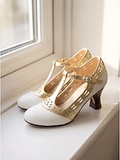 voordelige Jaren 1920 &amp; Gatsby-tijdperk-Damespumps uit de jaren 1920 in vintage T-bandstijl - elegant wit &amp;Gouden Gatsby-hakken met geschulpte metallic rand voor feestjes in de stijl van de Roaring Twenties en flapper-kostuums. &amp;retro