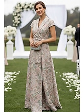  A-linje Gulvlengde Gjestekjole til bryllup Formell kjole Aftenkjole Kjole til brudens mor Stropper V-hals Knaphul Elegant Årgang Formell Bryllupsgjest Jacquard med Belte / bånd Delt front