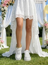 economico sposa-sneakers da sposa con plateau e strass argentati da donna: stile da sposa scintillante per matrimoni all'aperto in giardino
