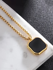 preiswerte Herrenschmuck-Schwarze Herren-Halskette mit quadratischem Anhänger aus Edelstahl – minimalistisches, geometrisches Ketten-Schmuckstück in Gold, Silber und Schwarz, modisches Accessoire für Alltag, Business Casual und Urlaub