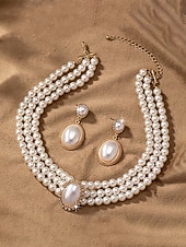 Недорогие Свадьба ACC-Женский комплект из ожерелья и сережек из искусственного жемчуга, винтажное элегантное многослойное колье-чокер с овальным кулоном, классические свадебные украшения для свадьбы, вечерних вечеринок и торжественных мероприятий.