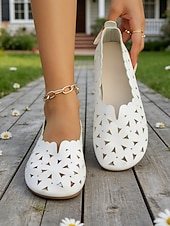 abordables Ballerines femme-Chaussures blanches ajourées pour femmes, à enfiler - design respirant découpé au laser, chaussures décontractées et confortables pour un usage quotidien, la marche, les voyages, le jardinage et les sorties estivales.
