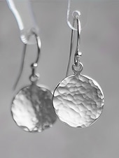 Χαμηλού Κόστους Γυναικείο Σκουλαρίκι-Γυναικεία μποέμ σκουλαρίκια με σφυρήλατο δίσκο, κρεμαστά σκουλαρίκια από ελαφρύ κράμα αλουμινίου, πολύχρωμα vintage chic κοσμήματα για γυναίκες, ιδανικά για καθημερινή χρήση, για διακοπές, παραλία και πάρτι