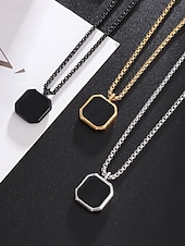 preiswerte Herrenschmuck-Schwarze Herren-Halskette mit quadratischem Anhänger aus Edelstahl – minimalistisches, geometrisches Ketten-Schmuckstück in Gold, Silber und Schwarz, modisches Accessoire für Alltag, Business Casual und Urlaub