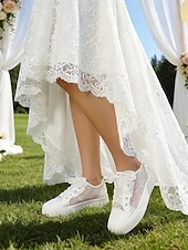 preiswerte Braut-Weiße Plateau-Sneaker mit Spitze für Damen – romantische Brautschuhe für Gartenhochzeiten im Freien