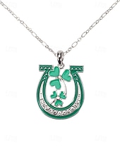 ieftine Accesorii-Colier pentru femei cu trifoi de Ziua Sfântului Patrick, pandantiv verde cu breloc din aliaj durabil, mai multe stiluri, inclusiv trifoi și potcoavă, bijuterii festive irlandeze pentru parade, petreceri și ținute de sărbătoare.