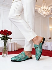 abordables Loafers-Men's Faux Leather Green Textured Slip-On Loafers, Elegant and Bold Wedding Shoes for Special Occasions