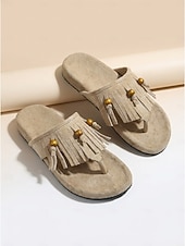 Χαμηλού Κόστους Γυναίκες-Γυναικεία καφέ σανδάλια στρινγκ με κρόσσια και ξύλινες χάντρες – φλατ σανδάλια σε στιλ boho σουέτ για υπαίθρια θέρετρα, διακοπές στην παραλία και τροπικά ταξίδια