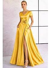 billiga A-linje kvällsklänningar-A-linje Golvlång Kvälls klänningar Elegant Den lilla svarta Hög split Kortärmad V-hals Bröllop Formell Ficka Satäng Djupt ringad rygg med Broderad blomma Veckad