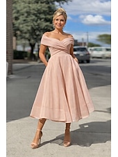 economico Abiti da cocktail-Linea ad A Lunghezza Tè Abiti da Cocktail Abiti da festa Vintage Anni 1950 Senza Maniche Senza Spalle Ospite di nozze Tulle con Pieghe