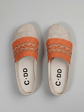 economico Zoccoli e pianelle da donna-muli ricamati bohémien arancioni da donna - slip-on etniche in tela di lino per picnic estivi, vacanze &amp;passeggiate in spiaggia