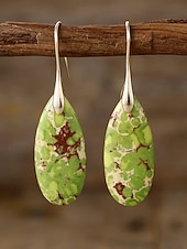 halpa Lomatarvikkeet-Naisten luonnonkiviset pisaranmuotoiset roikkuvat korvakorut, boheemi turkoosi tyyli useissa väreissä, kevyt ja näyttävä koru kevät-kesälomalle, rannalle ja jokapäiväiseen käyttöön.