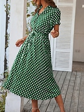 preiswerte Streifen- und geometrische Kleider-Damen Midikleid A Linie Kleid Urlaub Lässig Outdoor Ausgehen Normale Passform Tupfen Kurzarm Umlegekragen Blau Marineblau Weiß Rosa Sommer Frühling