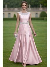 economico Abiti da Sera a Linea A-Linea ad A Lunghezza al pavimento Abito da Sera Abito formale Elegante Brillanti Abbellito Senza Maniche Scollo a Barca Matrimonio Formale Raso con Pieghe Cristalli