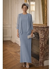 baratos Conjuntos de vestidos para mamãe-Duas Peças Tubinho Longo Vestido de convidada de casamento Vestido Para Mãe dos Noivos Manga Longa Scoop pescoço Elegante Formal Convidado do casamento Chiffon Embrulho incluido com Cor Única