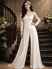 preiswerte Overalls für Mütter-Strandhochzeit Halle Lässige Hochzeitskleider Jumpsuits Illusion Hals Langarm Bodenlang Chiffon Brautkleider Mit Applikationen