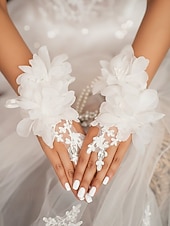 billiga Bröllop ACC-brudhandskar för kvinnor, polyestermaterial, flerfärgade, kronbladsblommönster med strassdetaljer, eleganta spetshandskar perfekta för bröllop, fester och speciella evenemang