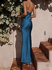 Χαμηλού Κόστους Πάρτι Φορέματα-Γυναικεία Μίντι φόρεμα Φόρεμα για πάρτυ Κοκτέιλ Φόρεμα Φόρεμα σε ευθεία γραμμή Σλιπ Φόρεμα Κομψό Μοντέρνα Βραδινό Πάρτυ Πάρτι Ειδική Περίσταση Κανονικό Σκέτο Αμάνικο Λαιμόκοψη V