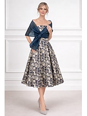 preiswerte Mamas Kleidersets-A-Linie Tee-Länge Kleid für Hochzeitsgäste Brautmutterkleid Ärmellos Trägerlos Elegant Einfach Minimalistisch Formell Cocktailparty Semi-Formal Jacquard Mit Schal mit Falten