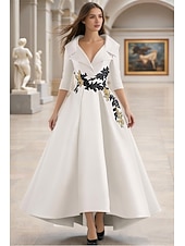 baratos Vestidos de Festa em A-Linha A Longo Vestido formal Vestidos de noite Elegante Manga Longa Decote V Carnaval Formal Bolsos Cetim com Miçangas Apliques