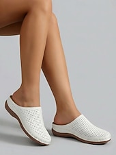 baratos Socas &amp; Mules de mulher-Mules femininas perfuradas, estilo slip-on – sapatos brancos em couro sintético com salto confortável para uso diário, passeios casuais e um estilo descontraído de verão.