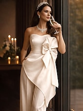 billige Mammas jumpsuits-Bryllupsdusj Bryllup Kjoler Jumpsuits Kjærlighets Uten Ermer Gulv Lengde Satin Bryllupskjoler Med Sløyfe(r) Volanger