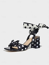 Χαμηλού Κόστους Ρετρό στυλ της δεκαετίας του 1950-Γυναικεία ρετρό πουά σανδάλια της δεκαετίας του 1950 - μαύρα &amp;λευκές γόβες με ψηλό τακούνι και κορδέλα στον αστράγαλο &amp;λεπτομέρεια φιόγκου για vintage πάρτι &amp;ρετρό εκδηλώσεις