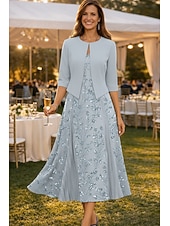 economico Set di abiti per la mamma-Due Pezzi Linea ad A Lunghezza Tè Abito da invitata a nozze Abito da cerimonia per signora Manica Corta Scollo a V Elegante Semplice Lussuoso Formale Ospite di nozze Chiffon Crêpe con Pizzo Perline