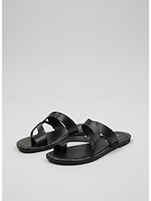 economico Infradito scivolosi-sandali bassi da donna in similpelle marrone chiaro – stile estivo casual con cinturino incrociato minimale, scarpe comode e leggere per le vacanze, le passeggiate in spiaggia, i viaggi in città e l'uso quotidiano