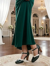 billige Mor til bruden/groom-Damesko i burgunder og hvitt med t-stropper – elegante retro pumps med mellomhøy hæl og tofarget tilskuerdesign til brudens mor, innendørs kirkeseremonier og formelle mottakelser