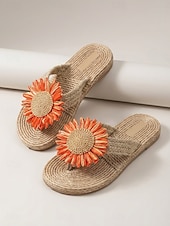 economico Infradito scivolosi-Sandali da spiaggia da donna color arancione acceso con girasoli - romantici sandali bohémien in paglia intrecciata con dettagli floreali per le vacanze estive e le fughe su isole tropicali &amp;feste in