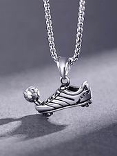 economico Accessori-Collana da uomo in acciaio inossidabile con ciondolo a forma di calcio di pallone, gioiello per tifosi di calcio, ideale per partite e per l'uso quotidiano.