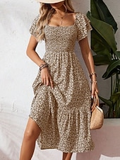billiga Casual blommiga klänningar-Dam Midiklänning Vardagsklänning Swingklänning Blommig klänning Elegant Mode Modern Utomhus Semester Utekväll Normal Ditsy Floral Kortärmad Fyrkantig hals Blå Svart Rubinrött Purpur Sommar Vår