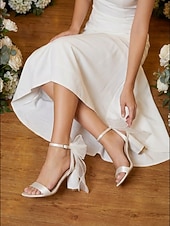 baratos noiva-Sandálias de noiva nude com salto bloco e laço - sapatos de casamento elegantes para casamentos no jardim.