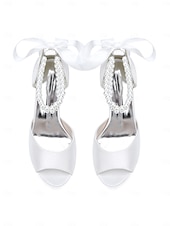 economico sposa-sandali con plateau color avorio bianco da donna - eleganti tacchi da sposa con cinturini di perle per matrimoni in chiesa